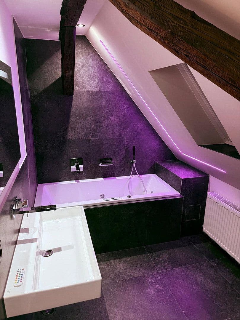 Pronájem bytu 4+1 163 m², Martkplatz 6, Allersberg, Bavorsko Pronájem bytu 4+1 163 m², Martkplatz 6, Allersberg, Bavorsko