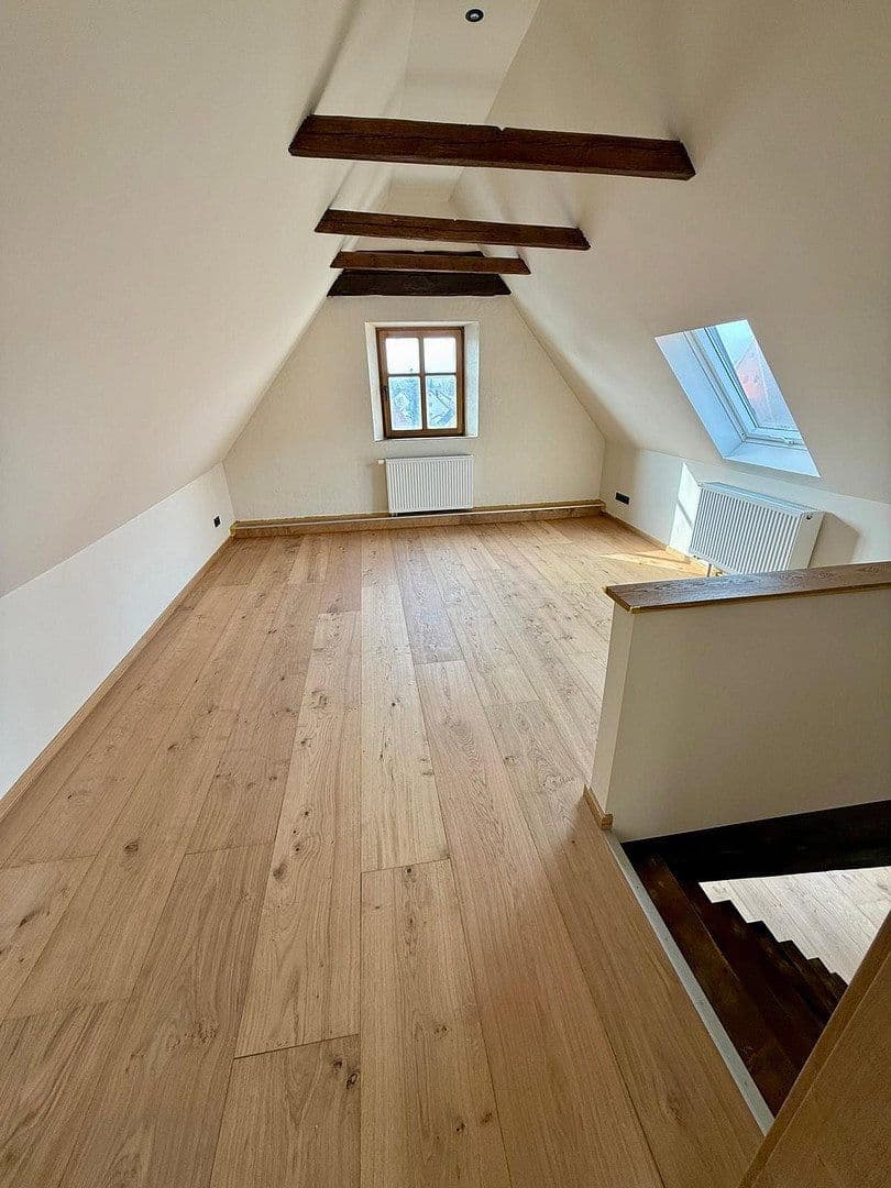 Pronájem bytu 4+1 163 m², Martkplatz 6, Allersberg, Bavorsko Pronájem bytu 4+1 163 m², Martkplatz 6, Allersberg, Bavorsko