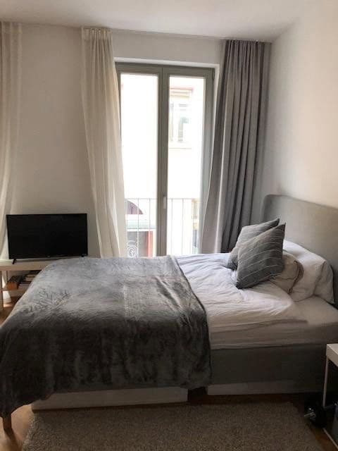 Pronájem bytu 1+1 32 m², Hinter der Schönen Aussicht 7, Frankfurt am Main, Hessen Pronájem bytu 1+1 32 m², Hinter der Schönen Aussicht 7, Frankfurt am Main, Hessen