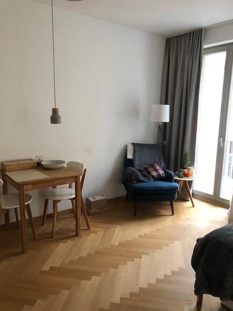 Pronájem bytu 1+1 32 m², Hinter der Schönen Aussicht 7, Frankfurt am Main, Hessen Pronájem bytu 1+1 32 m², Hinter der Schönen Aussicht 7, Frankfurt am Main, Hessen