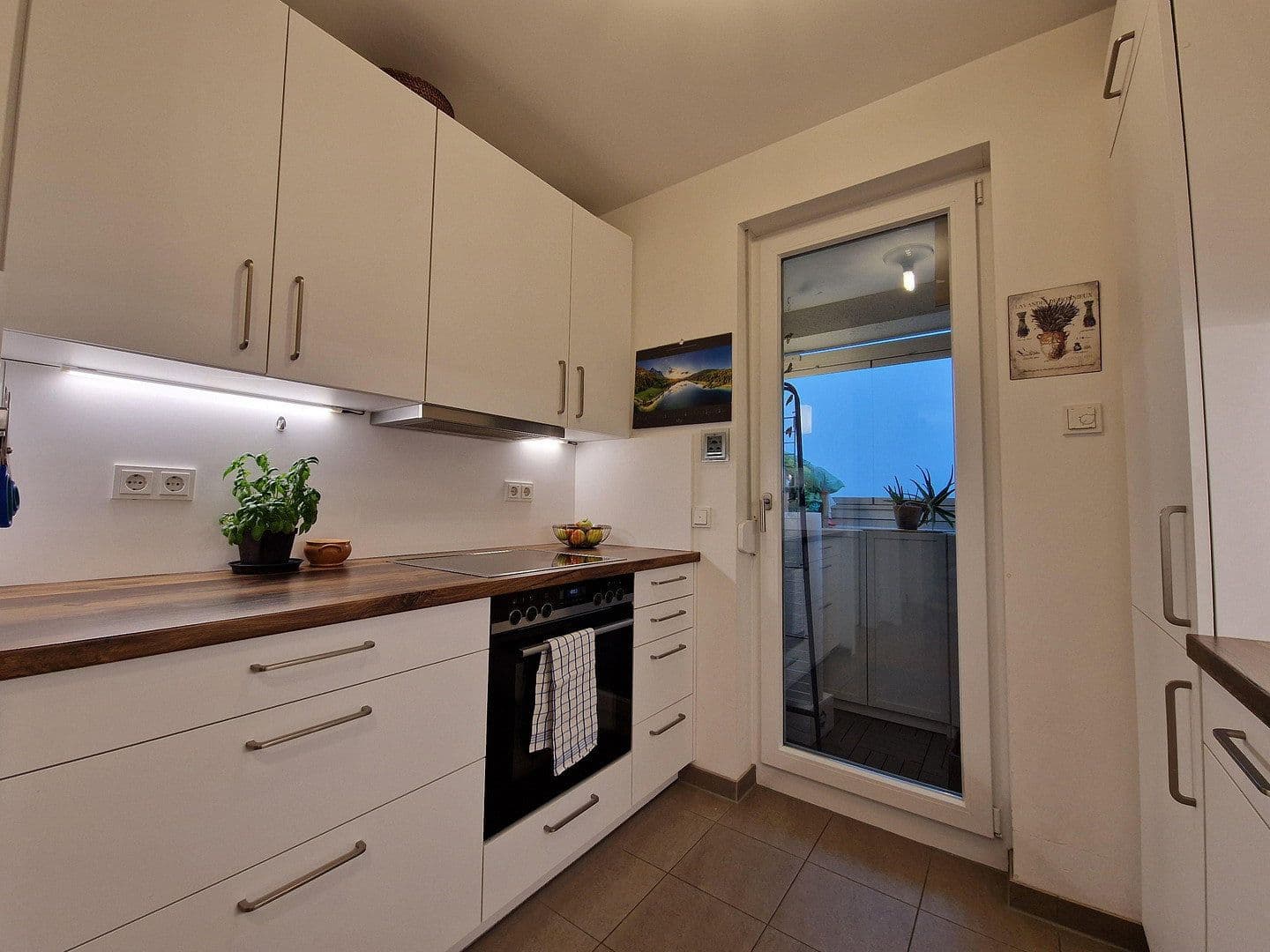 Prodej bytu 4+1 92 m², Landsberger Str. 1b, Germering, Bavorsko Prodej bytu 4+1 92 m², Landsberger Str. 1b, Germering, Bavorsko