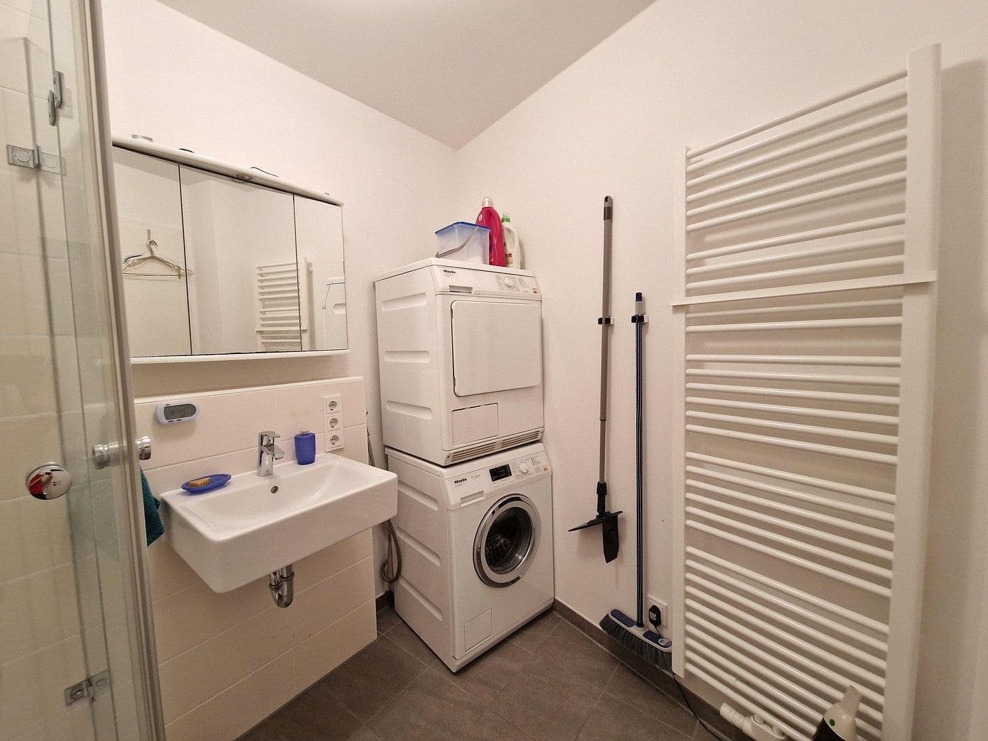 Prodej bytu 4+1 92 m², Landsberger Str. 1b, Germering, Bavorsko Prodej bytu 4+1 92 m², Landsberger Str. 1b, Germering, Bavorsko