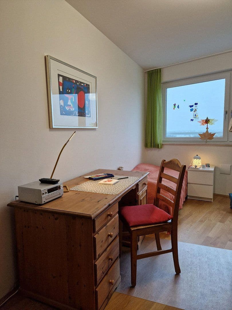 Prodej bytu 4+1 92 m², Landsberger Str. 1b, Germering, Bavorsko Prodej bytu 4+1 92 m², Landsberger Str. 1b, Germering, Bavorsko