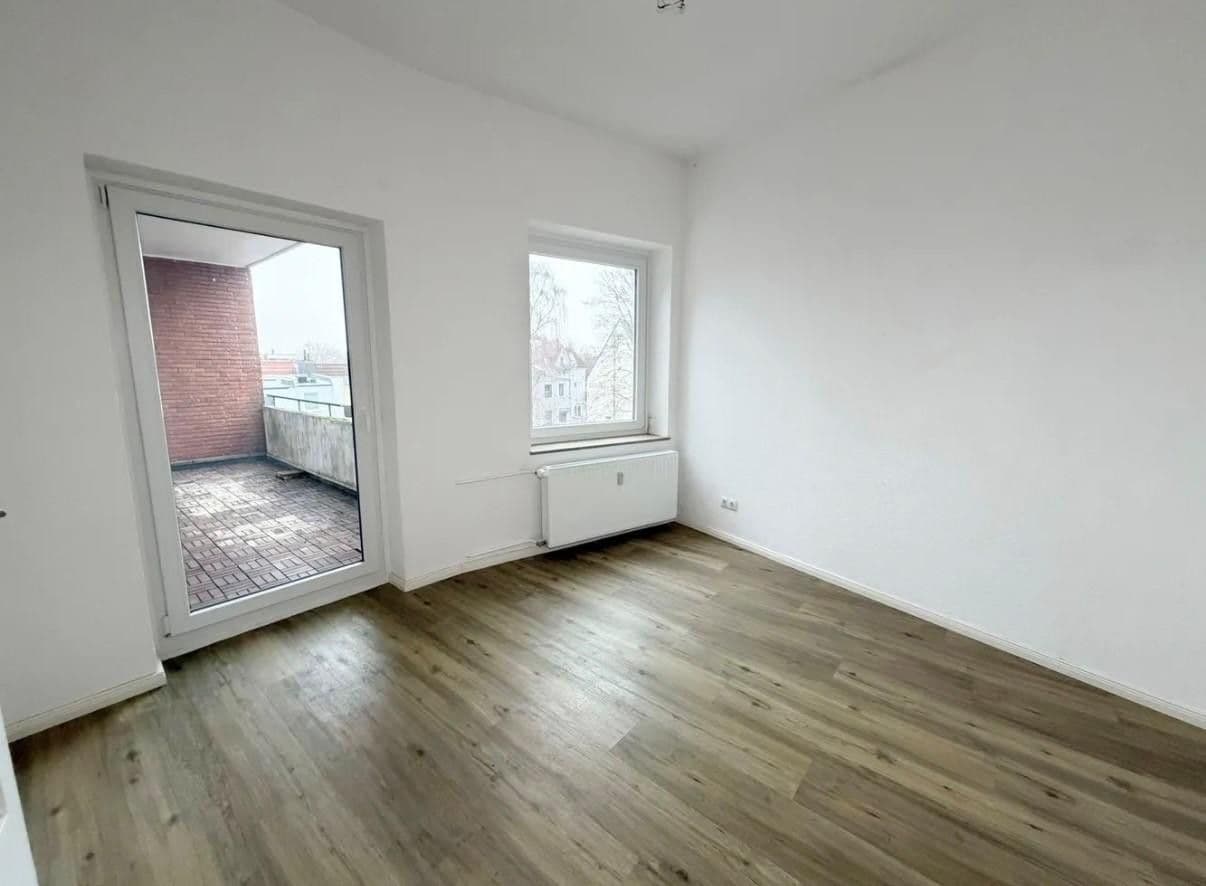 Pronájem bytu 4+1 93 m², Am Langen Deich 1, Bremen, Bremen Pronájem bytu 4+1 93 m², Am Langen Deich 1, Bremen, Bremen