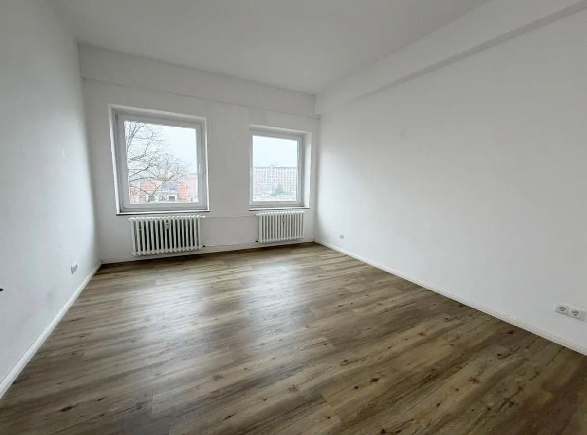 Pronájem bytu 4+1 93 m², Am Langen Deich 1, Bremen, Bremen Pronájem bytu 4+1 93 m², Am Langen Deich 1, Bremen, Bremen