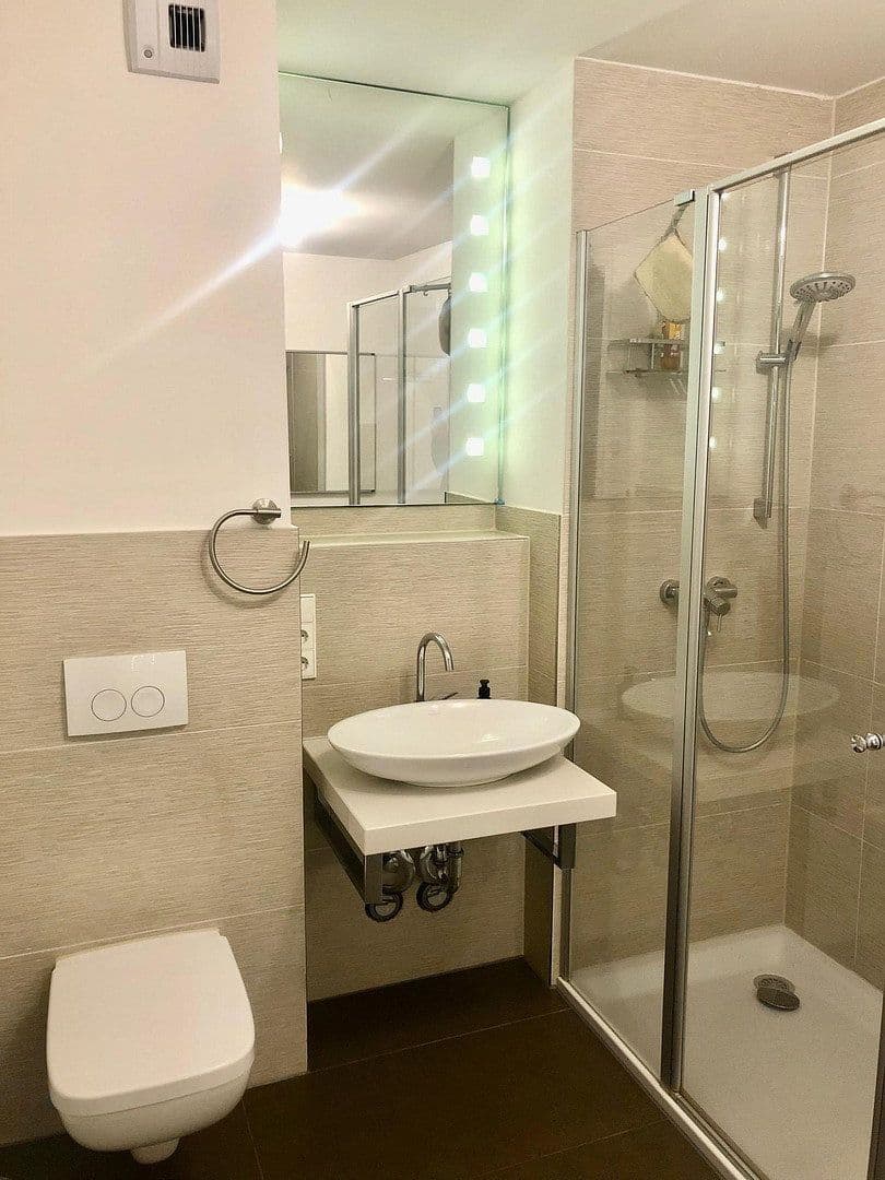 Pronájem bytu 3+1 80 m², Frankfurt am Main Riedberg, Hessen Pronájem bytu 3+1 80 m², Frankfurt am Main Riedberg, Hessen