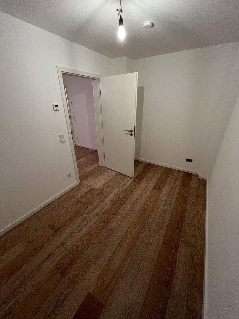 Pronájem bytu 4+1 92 m², Ammerndorf, Bavorsko Pronájem bytu 4+1 92 m², Ammerndorf, Bavorsko