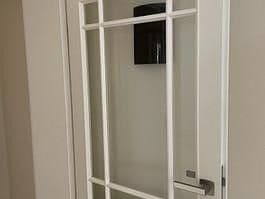 Prodej domu 240 m², pozemek 2.070 m², Mutzer Strasse, Bergisch Gladbach, Severní Porýní-Vestfálsko Prodej domu 240 m², pozemek 2.070 m², Mutzer Strasse, Bergisch Gladbach, Severní Porýní-Vestfálsko