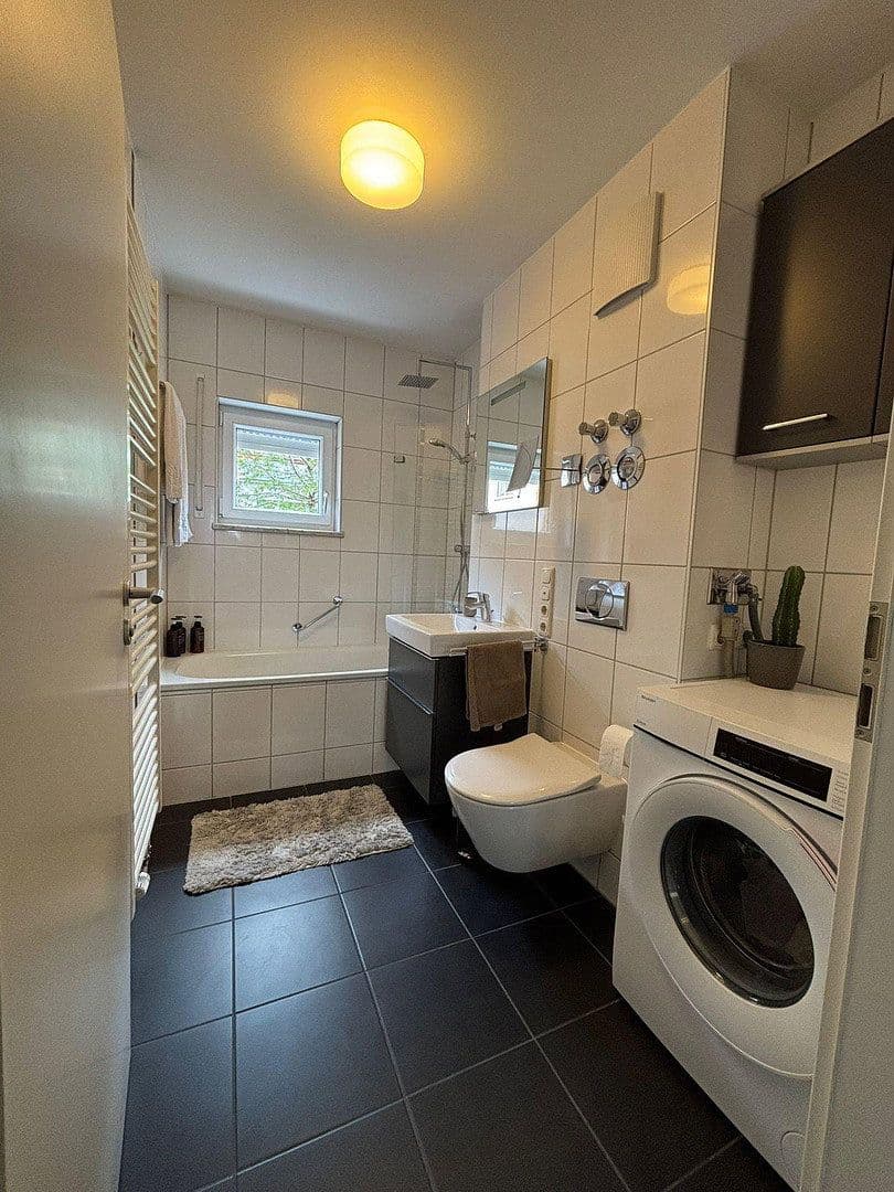 Prodej bytu 2+1 53 m², München, Bavorsko Prodej bytu 2+1 53 m², München, Bavorsko