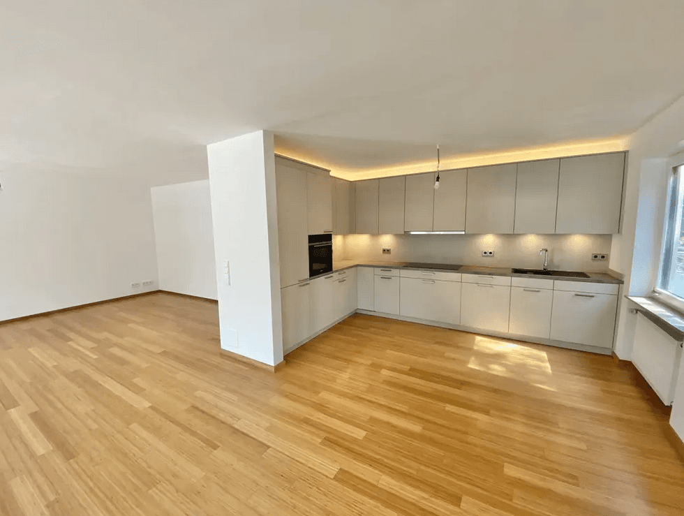 Prodej bytu 4+1 131 m², München, Bavorsko Prodej bytu 4+1 131 m², München, Bavorsko