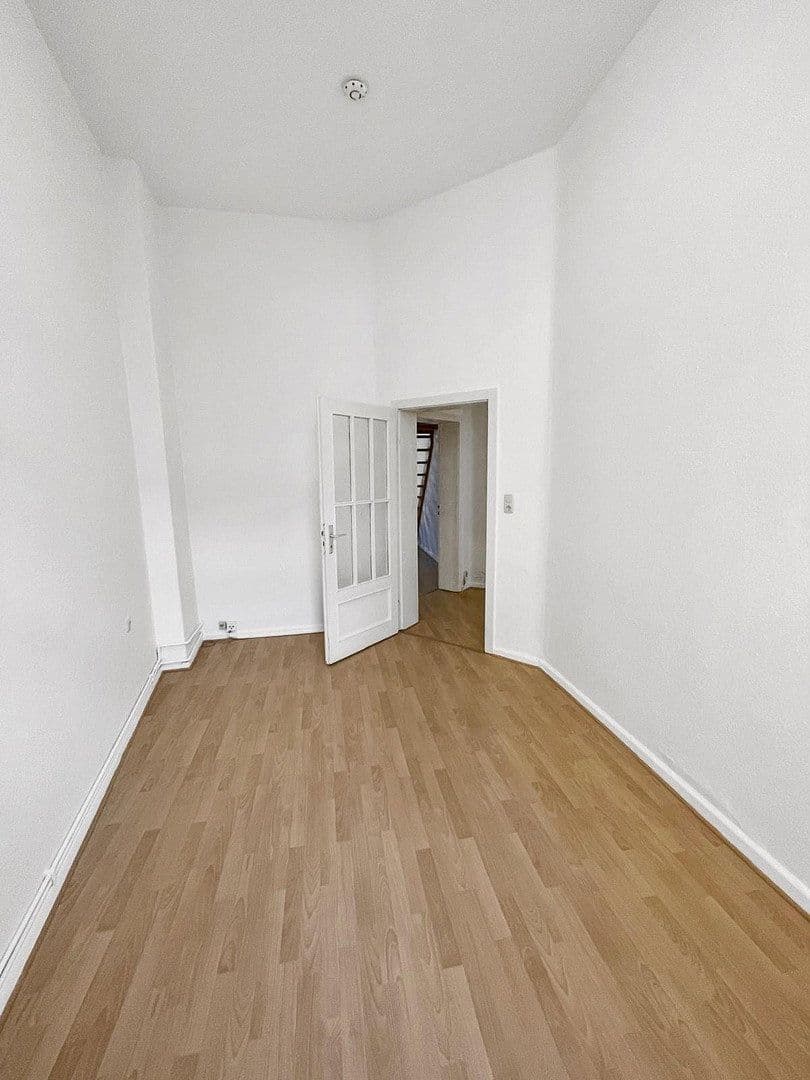 Pronájem bytu 3+1 74 m², Kommandanturstraße 10, Hannover, Dolní Sasko Pronájem bytu 3+1 74 m², Kommandanturstraße 10, Hannover, Dolní Sasko