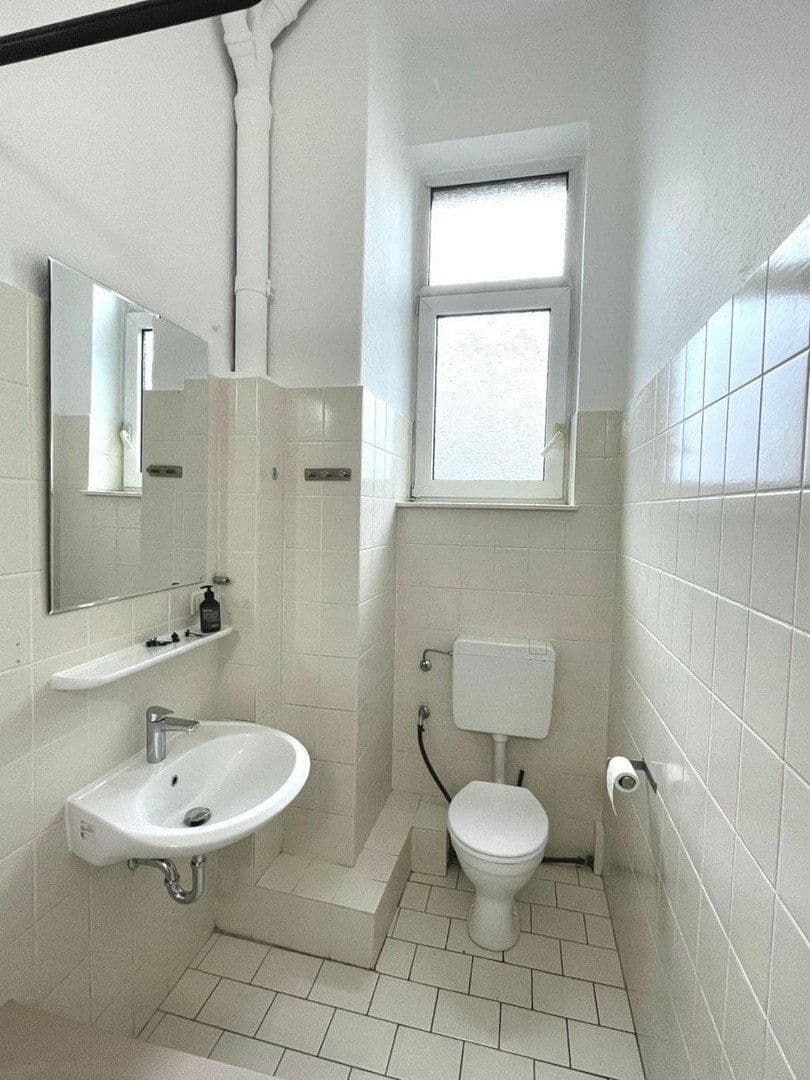 Pronájem bytu 3+1 74 m², Kommandanturstraße 10, Hannover, Dolní Sasko Pronájem bytu 3+1 74 m², Kommandanturstraße 10, Hannover, Dolní Sasko