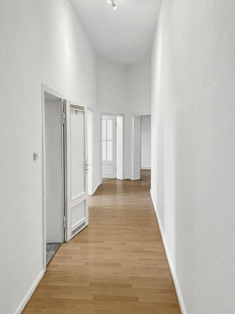 Pronájem bytu 3+1 74 m², Kommandanturstraße 10, Hannover, Dolní Sasko Pronájem bytu 3+1 74 m², Kommandanturstraße 10, Hannover, Dolní Sasko