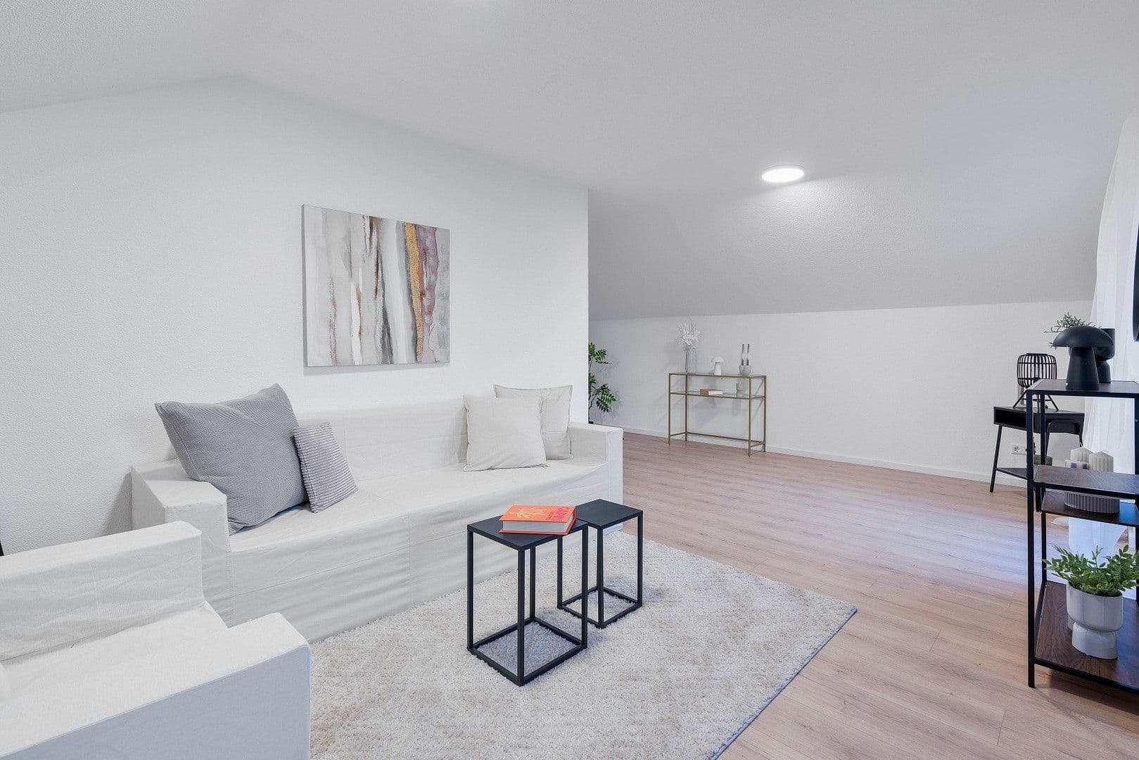 Prodej bytu 3+1 74 m², Ulm, Bádensko-Württembersko Prodej bytu 3+1 74 m², Ulm, Bádensko-Württembersko