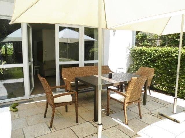 Pronájem domu 172 m², pozemek 325 m², München, Bavorsko Pronájem domu 172 m², pozemek 325 m², München, Bavorsko