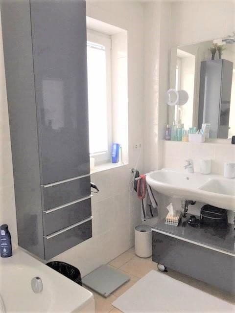 Pronájem domu 172 m², pozemek 325 m², München, Bavorsko Pronájem domu 172 m², pozemek 325 m², München, Bavorsko