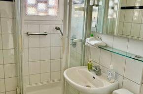 Prodej domu 300 m², pozemek 1.050 m², An der Engelsfuhr 36, Bergisch Gladbach, Severní Porýní-Vestfálsko Prodej domu 300 m², pozemek 1.050 m², An der Engelsfuhr 36, Bergisch Gladbach, Severní Porýní-Vestfálsko