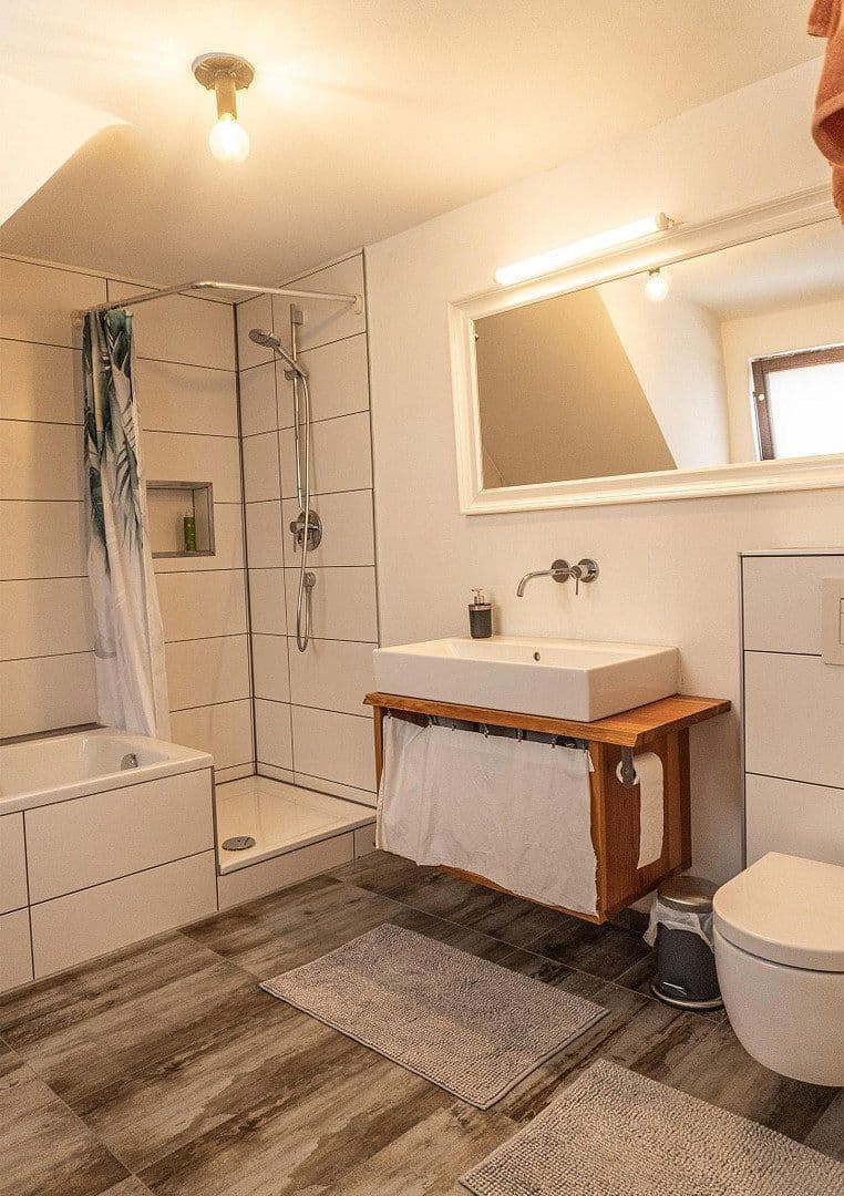 Prodej bytu 3+1 95 m², Kirchstrasse 18, Kernen im Remstal, Bádensko-Württembersko Prodej bytu 3+1 95 m², Kirchstrasse 18, Kernen im Remstal, Bádensko-Württembersko