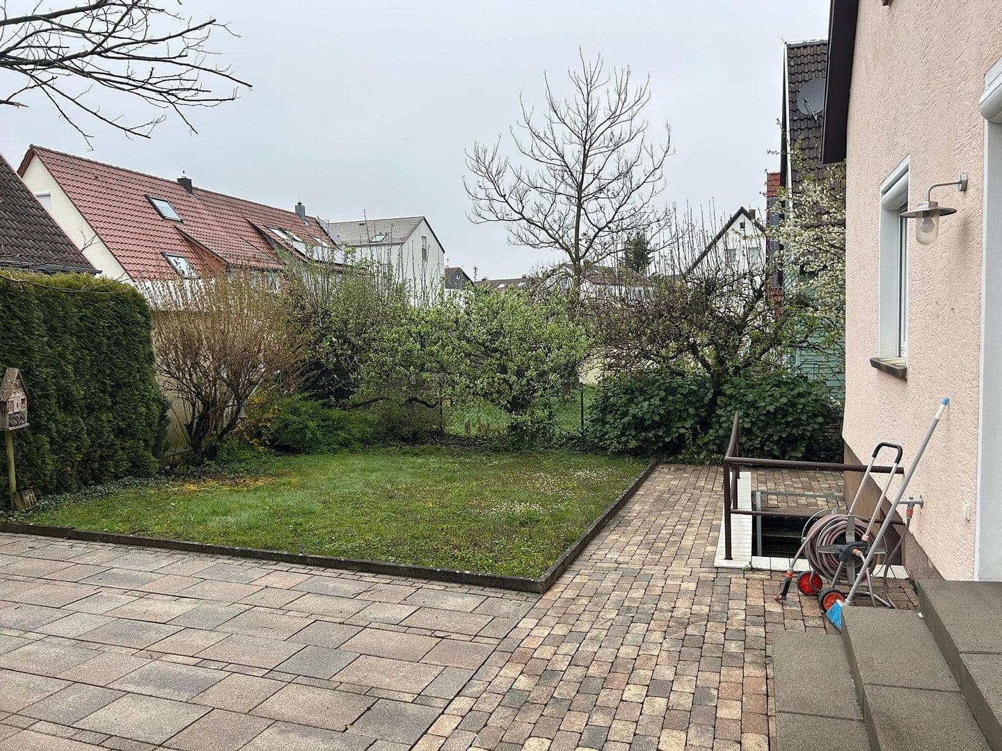 Prodej domu 145 m², pozemek 350 m², Robert-Koch-Weg 6, Böblingen, Bádensko-Württembersko Prodej domu 145 m², pozemek 350 m², Robert-Koch-Weg 6, Böblingen, Bádensko-Württembersko