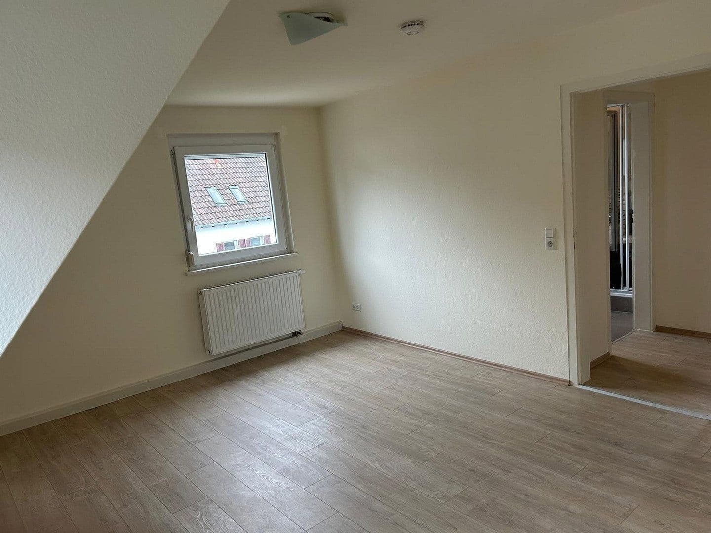 Prodej domu 145 m², pozemek 350 m², Robert-Koch-Weg 6, Böblingen, Bádensko-Württembersko Prodej domu 145 m², pozemek 350 m², Robert-Koch-Weg 6, Böblingen, Bádensko-Württembersko