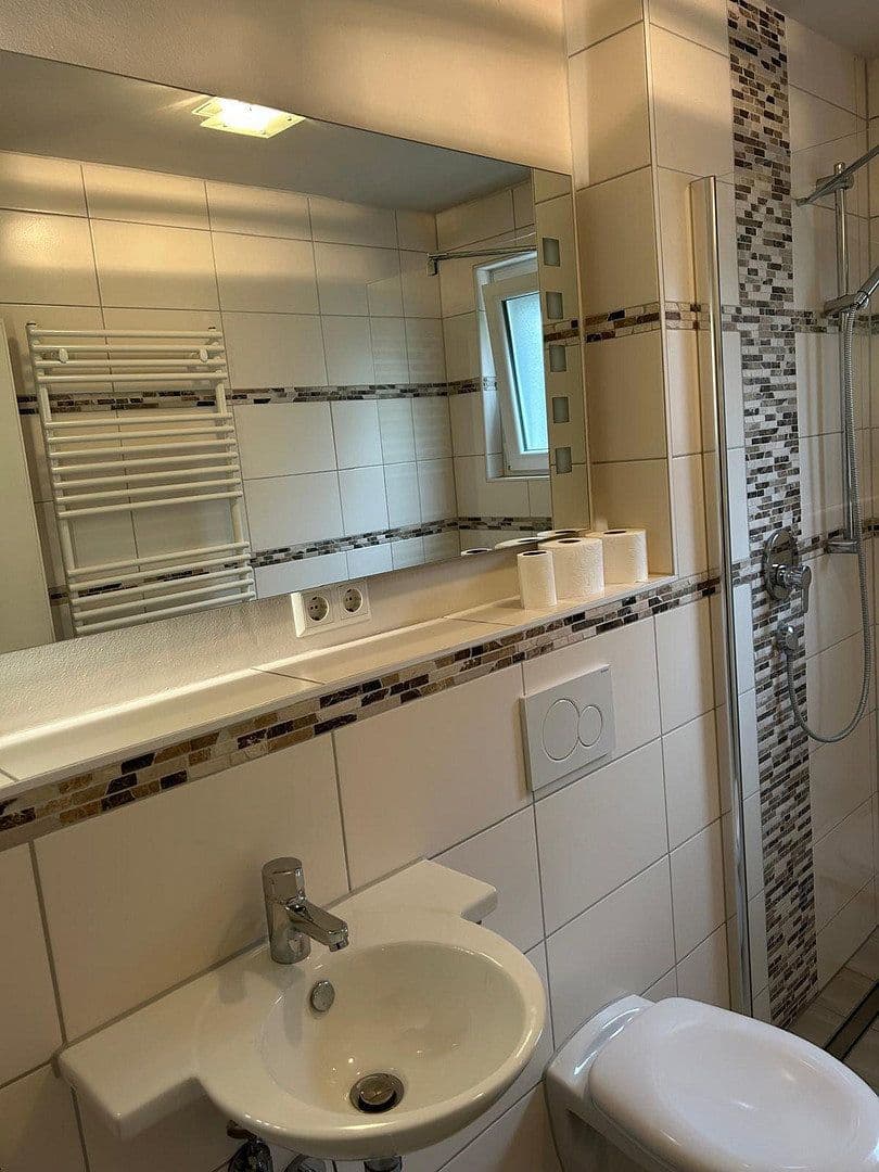 Prodej domu 145 m², pozemek 350 m², Robert-Koch-Weg 6, Böblingen, Bádensko-Württembersko Prodej domu 145 m², pozemek 350 m², Robert-Koch-Weg 6, Böblingen, Bádensko-Württembersko