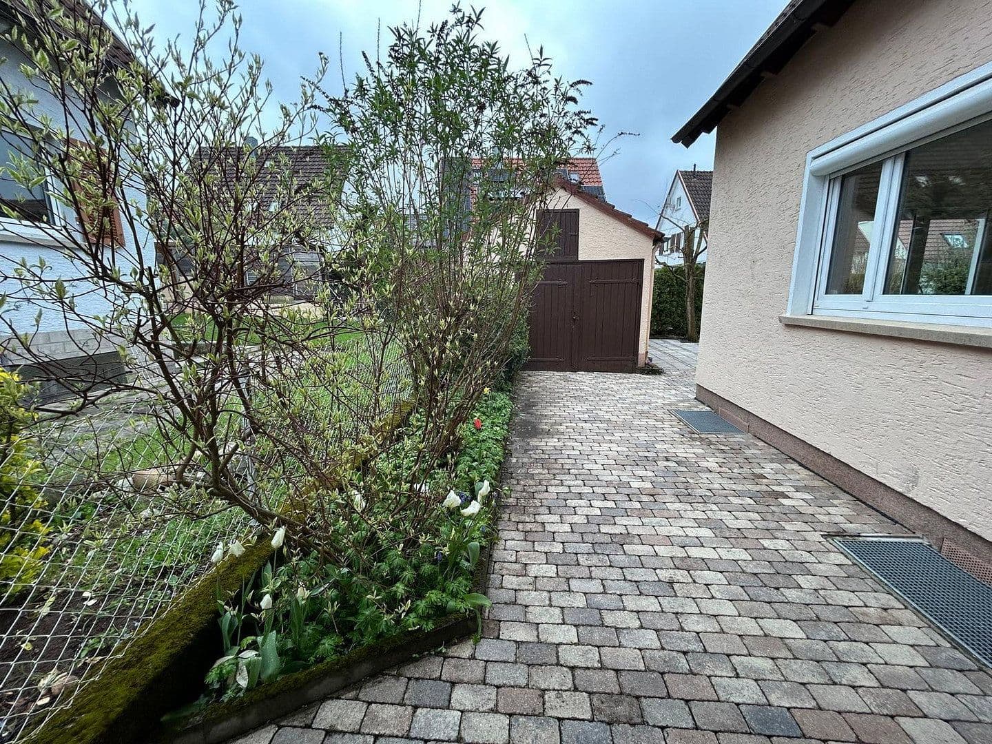 Prodej domu 145 m², pozemek 350 m², Robert-Koch-Weg 6, Böblingen, Bádensko-Württembersko Prodej domu 145 m², pozemek 350 m², Robert-Koch-Weg 6, Böblingen, Bádensko-Württembersko