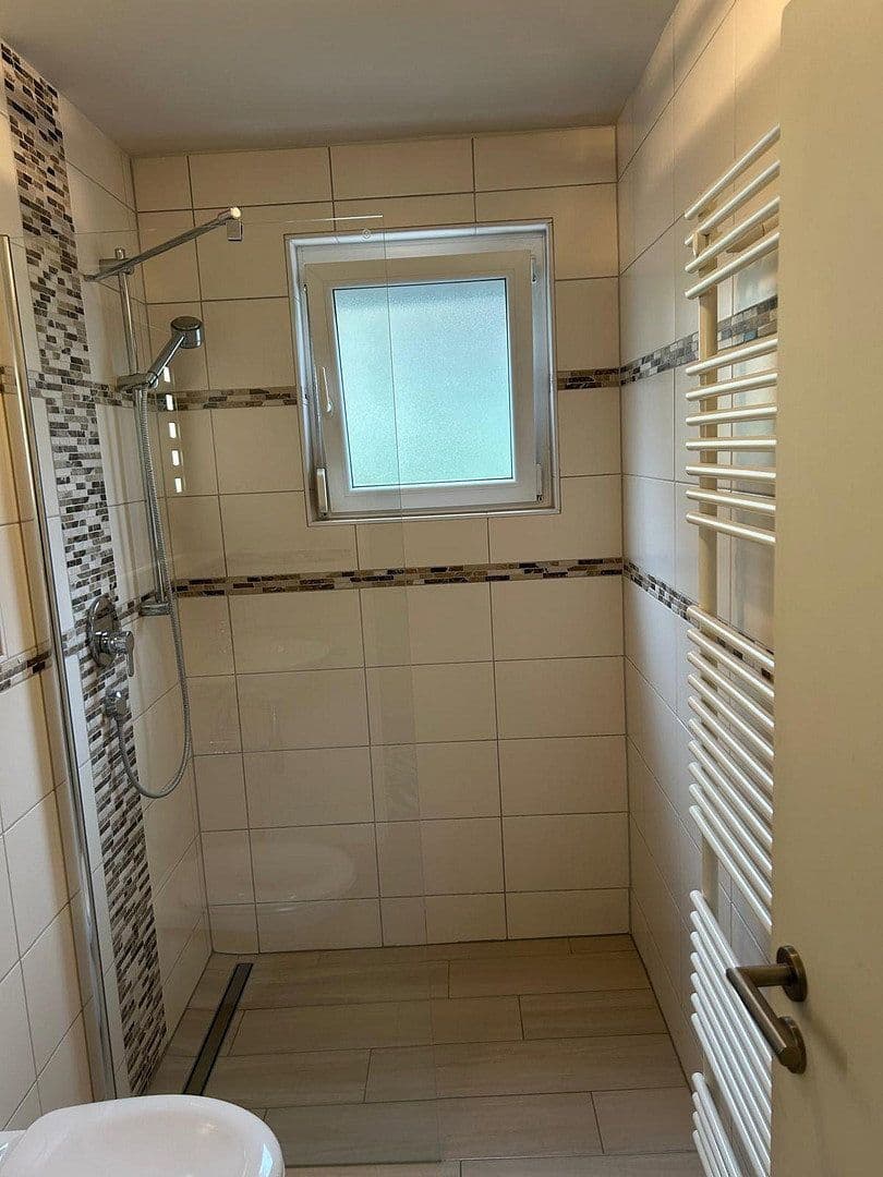 Prodej domu 145 m², pozemek 350 m², Robert-Koch-Weg 6, Böblingen, Bádensko-Württembersko Prodej domu 145 m², pozemek 350 m², Robert-Koch-Weg 6, Böblingen, Bádensko-Württembersko