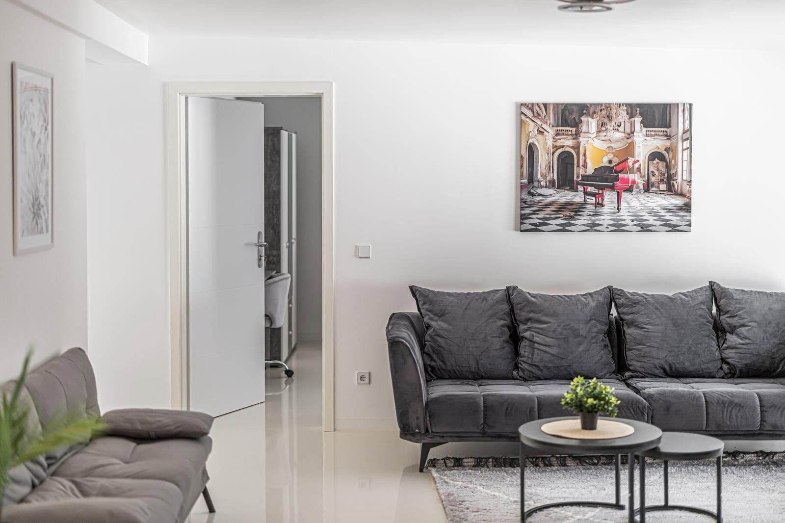 Prodej domu 1.560 m², pozemek 1.070 m², Landsberger Straße 65, Halle, Sasko-Anhaltsko Prodej domu 1.560 m², pozemek 1.070 m², Landsberger Straße 65, Halle, Sasko-Anhaltsko