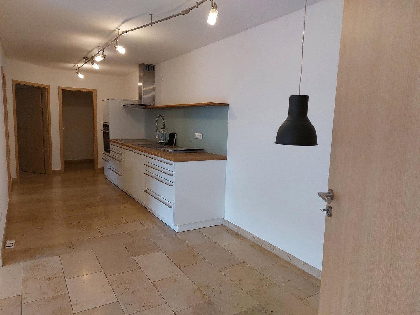 Pronájem bytu 3+1 74 m², Pelka 1a, Hohenkammer, Bavorsko Pronájem bytu 3+1 74 m², Pelka 1a, Hohenkammer, Bavorsko