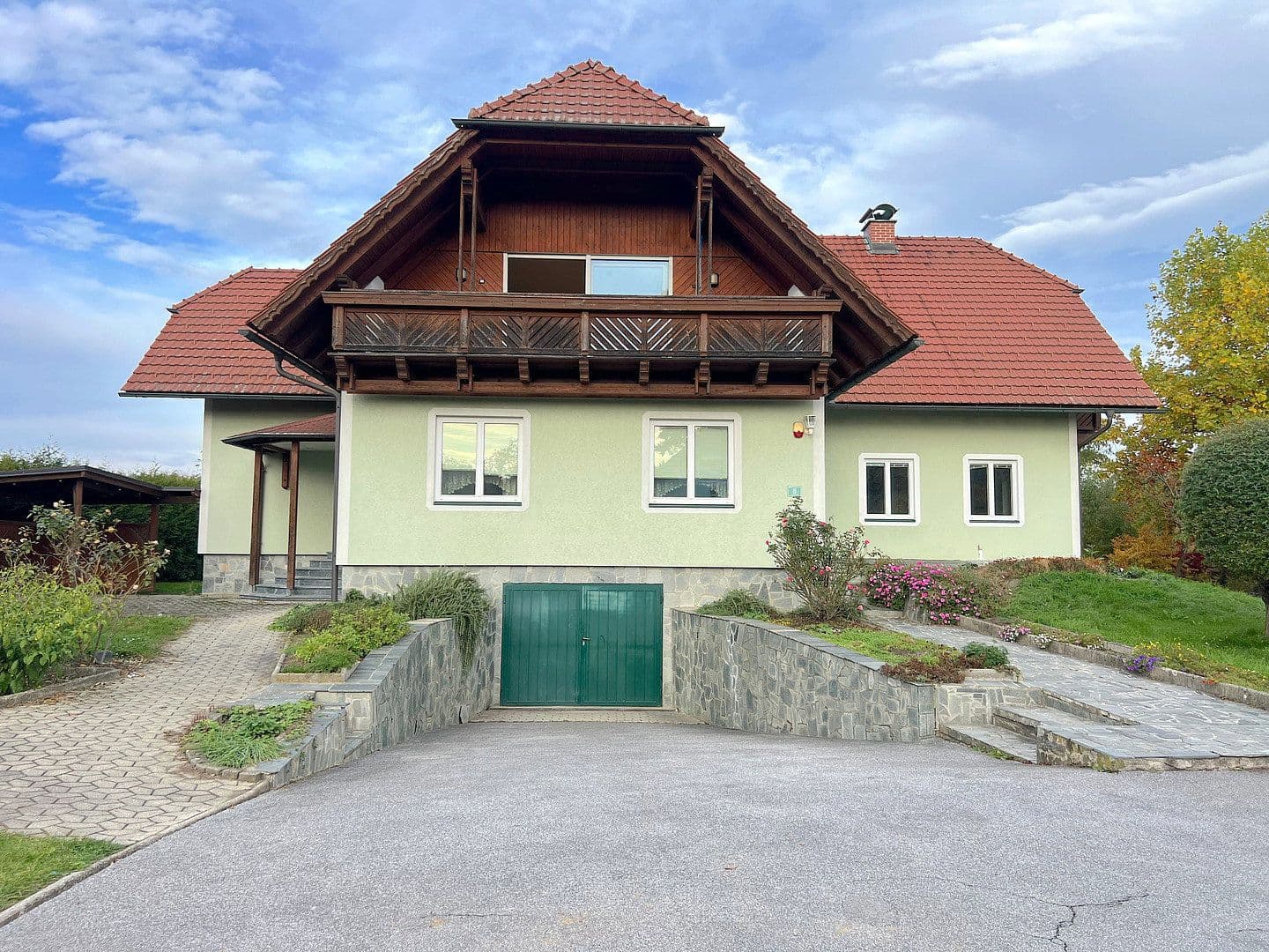 Prodej domu 314 m², pozemek 3.945 m², Lannach, Štýrsko Prodej domu 314 m², pozemek 3.945 m², Lannach, Štýrsko