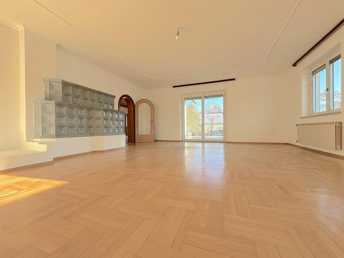 Prodej domu 314 m², pozemek 3.945 m², Lannach, Štýrsko Prodej domu 314 m², pozemek 3.945 m², Lannach, Štýrsko