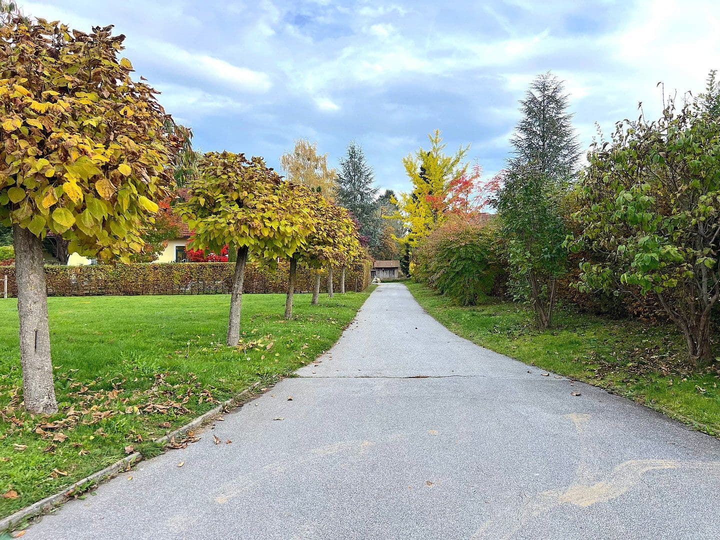 Prodej domu 314 m², pozemek 3.945 m², Lannach, Štýrsko Prodej domu 314 m², pozemek 3.945 m², Lannach, Štýrsko