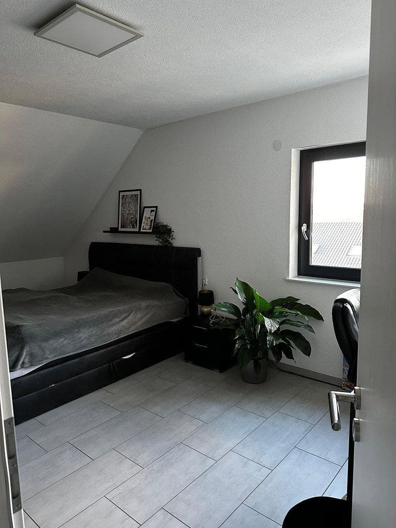 Pronájem bytu 3+1 90 m², Kirchberg an der Murr, Bádensko-Württembersko Pronájem bytu 3+1 90 m², Kirchberg an der Murr, Bádensko-Württembersko