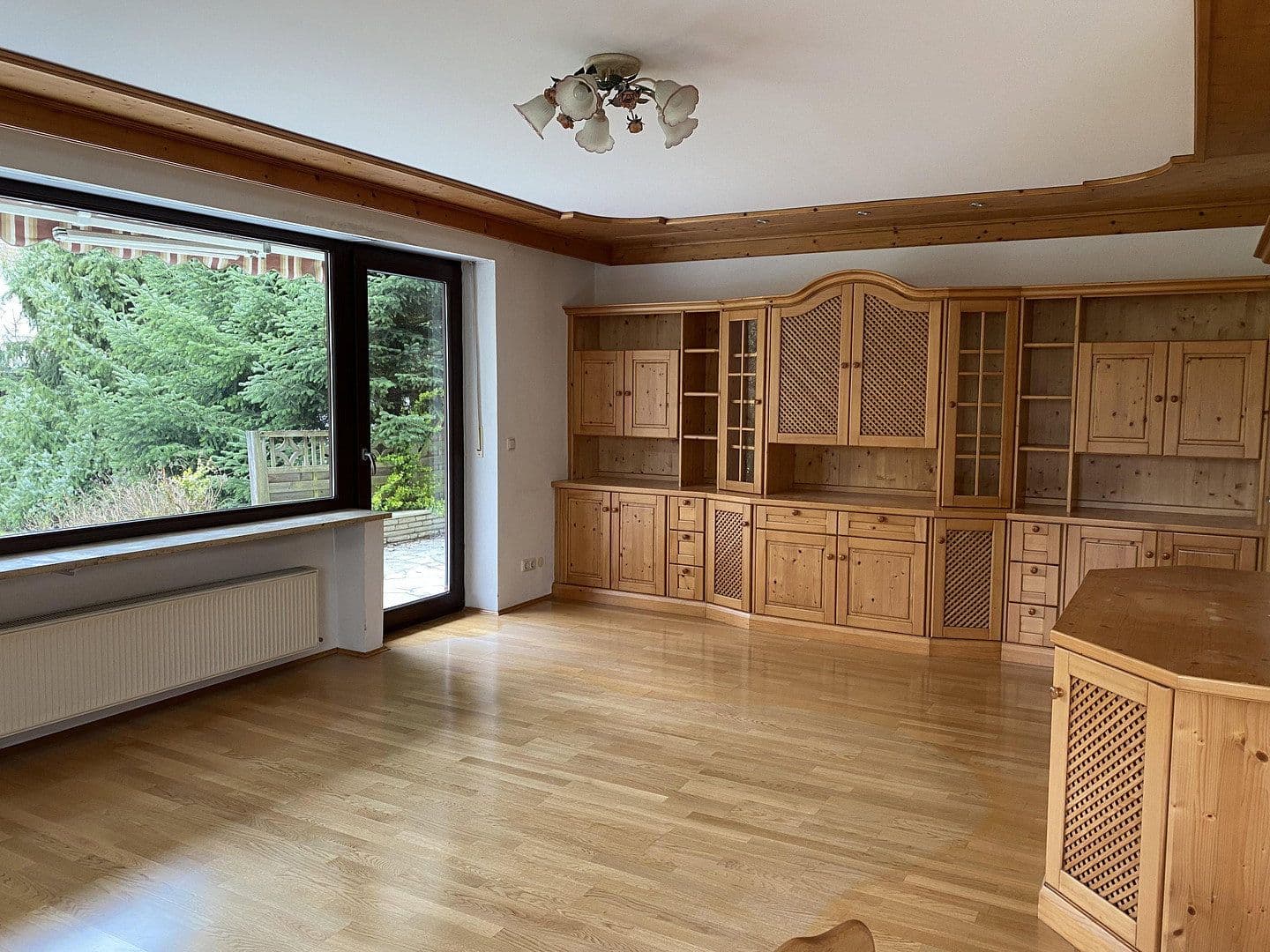 Prodej domu 216 m², pozemek 919 m², Pettendorf, Bavorsko Prodej domu 216 m², pozemek 919 m², Pettendorf, Bavorsko