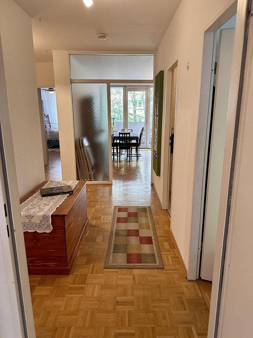 Pronájem bytu 4+1 105 m², Nesselrodestr. 18 b, Köln, Severní Porýní-Vestfálsko Pronájem bytu 4+1 105 m², Nesselrodestr. 18 b, Köln, Severní Porýní-Vestfálsko