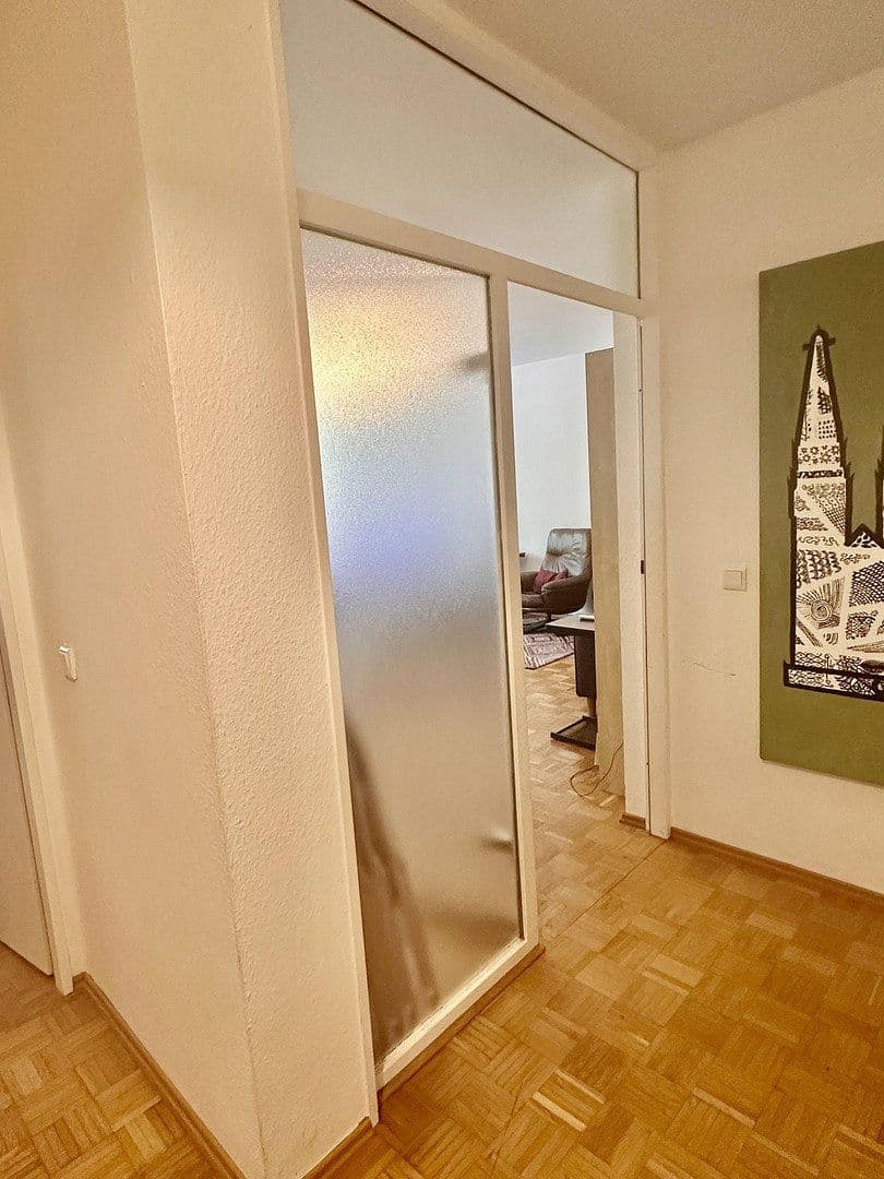 Pronájem bytu 4+1 105 m², Nesselrodestr. 18 b, Köln, Severní Porýní-Vestfálsko Pronájem bytu 4+1 105 m², Nesselrodestr. 18 b, Köln, Severní Porýní-Vestfálsko