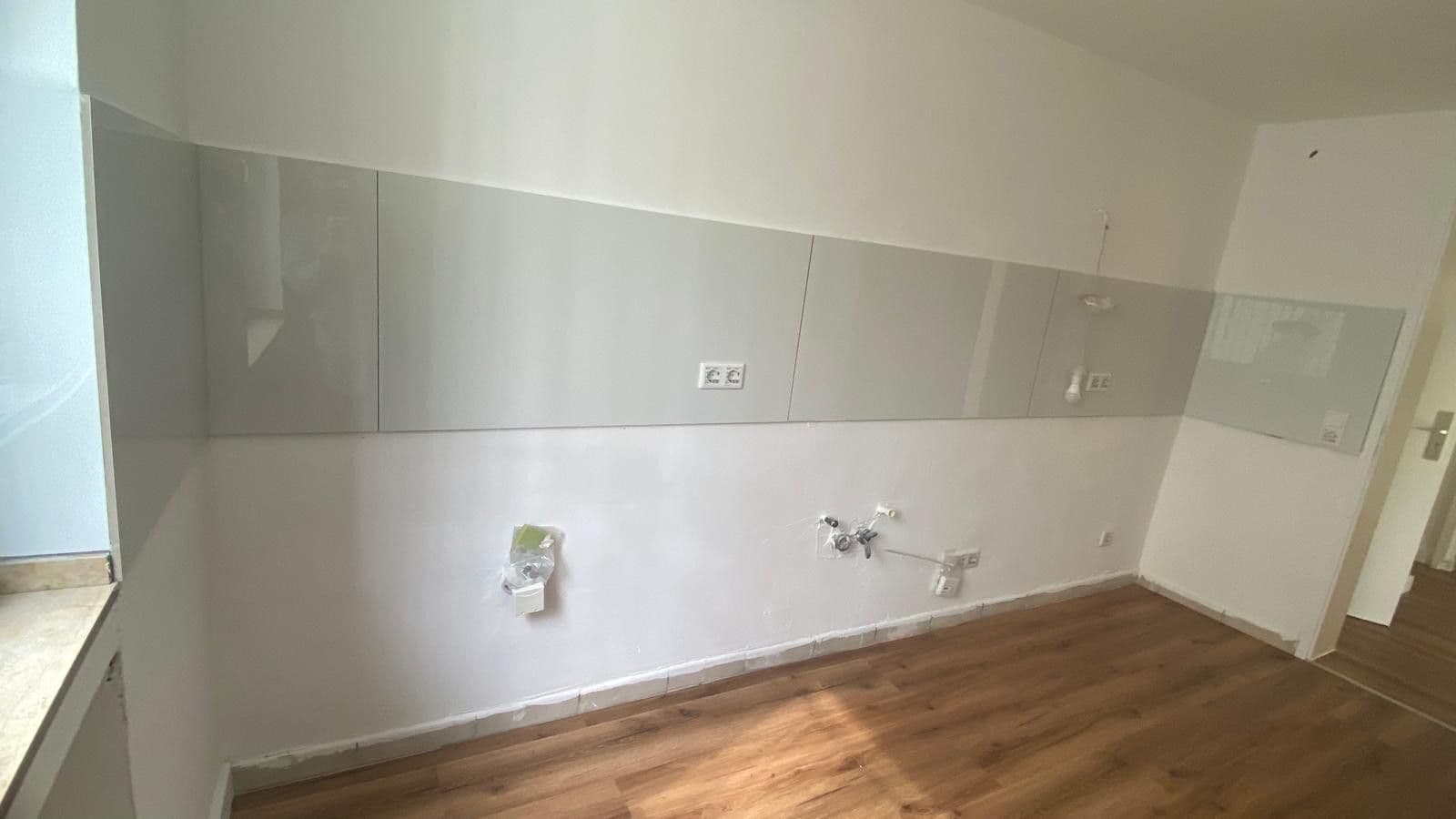 Pronájem bytu 2+1 78 m², Düsseldorf, Severní Porýní-Vestfálsko Pronájem bytu 2+1 78 m², Düsseldorf, Severní Porýní-Vestfálsko