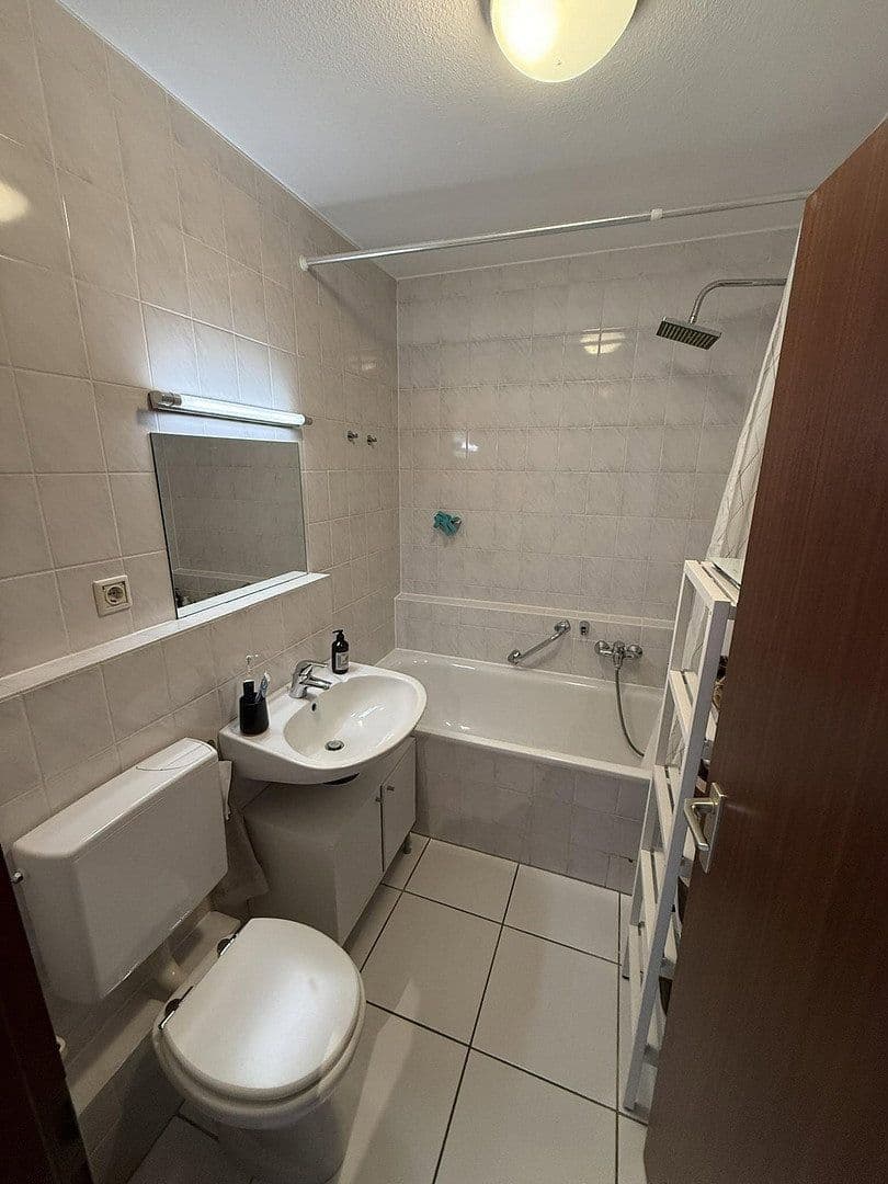 Pronájem bytu 2+1 58 m², Eduard-Daelen-Straße 12, Erkrath, Severní Porýní-Vestfálsko Pronájem bytu 2+1 58 m², Eduard-Daelen-Straße 12, Erkrath, Severní Porýní-Vestfálsko