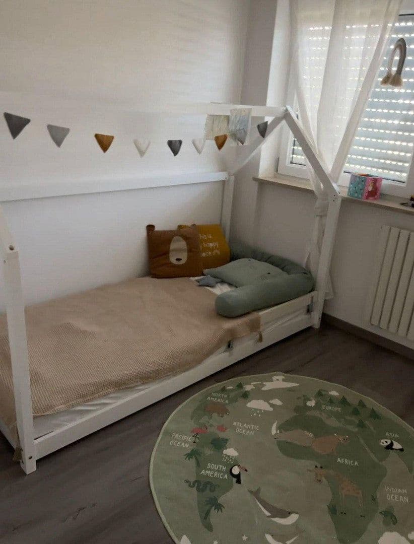 Prodej domu 126 m², pozemek 220 m², Augsburg, Bavorsko Prodej domu 126 m², pozemek 220 m², Augsburg, Bavorsko