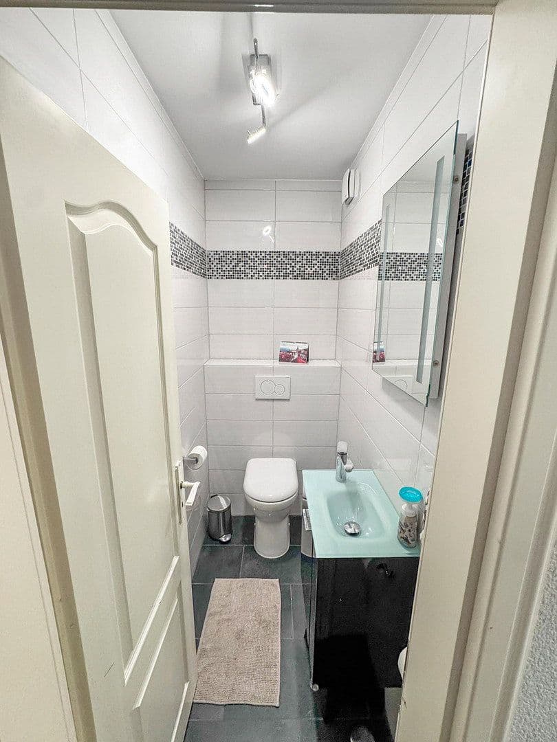 Prodej bytu 3+1 91 m², Berliner Straße, 286, Offenbach am Main, Hessen Prodej bytu 3+1 91 m², Berliner Straße, 286, Offenbach am Main, Hessen