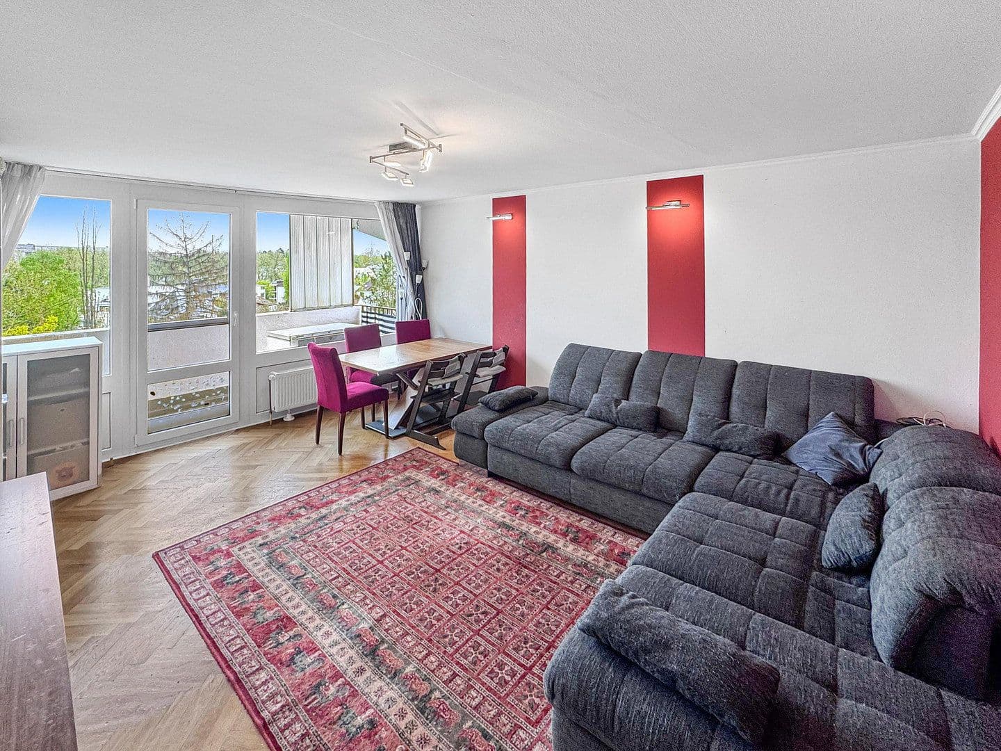 Prodej bytu 3+1 91 m², Berliner Straße, 286, Offenbach am Main, Hessen Prodej bytu 3+1 91 m², Berliner Straße, 286, Offenbach am Main, Hessen