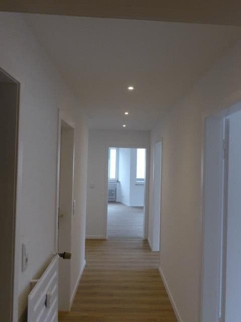 Pronájem bytu 3+1 87 m², Kölner Str. 17, Leverkusen, Severní Porýní-Vestfálsko Pronájem bytu 3+1 87 m², Kölner Str. 17, Leverkusen, Severní Porýní-Vestfálsko