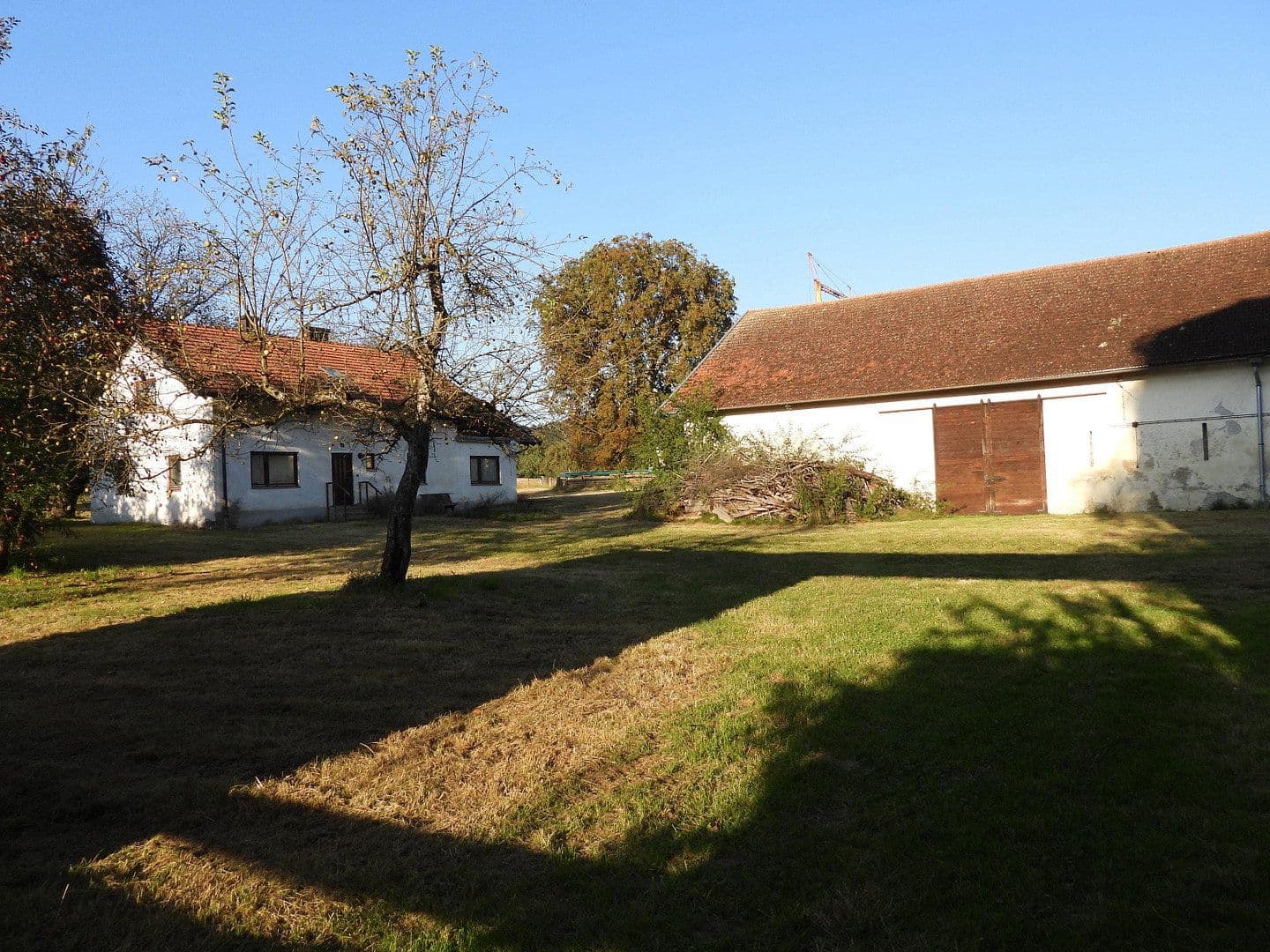 Prodej domu 104 m², pozemek 7.745 m², Neuhaus am Inn, Bavorsko Prodej domu 104 m², pozemek 7.745 m², Neuhaus am Inn, Bavorsko