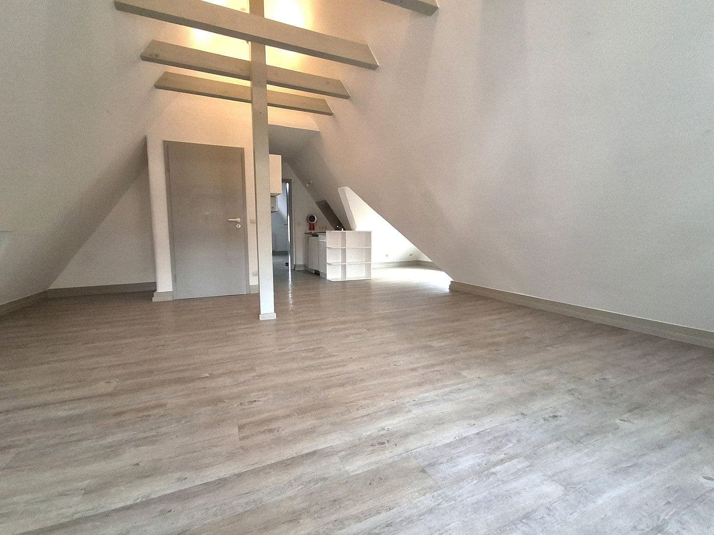 Pronájem bytu 2+1 41 m², Horb am Neckar, Bádensko-Württembersko Pronájem bytu 2+1 41 m², Horb am Neckar, Bádensko-Württembersko