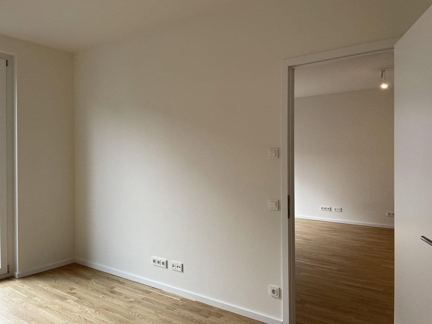 Pronájem bytu 2+1 62 m², Heisenbergstr. 3, Berlin, Berlín Pronájem bytu 2+1 62 m², Heisenbergstr. 3, Berlin, Berlín