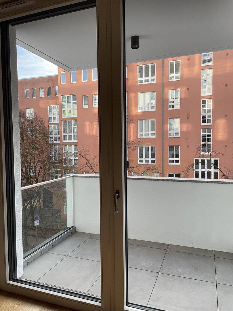 Pronájem bytu 2+1 62 m², Heisenbergstr. 3, Berlin, Berlín Pronájem bytu 2+1 62 m², Heisenbergstr. 3, Berlin, Berlín