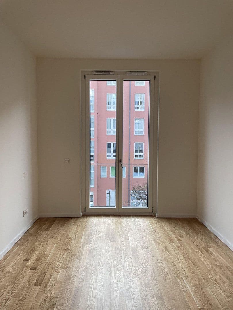 Pronájem bytu 2+1 62 m², Heisenbergstr. 3, Berlin, Berlín Pronájem bytu 2+1 62 m², Heisenbergstr. 3, Berlin, Berlín
