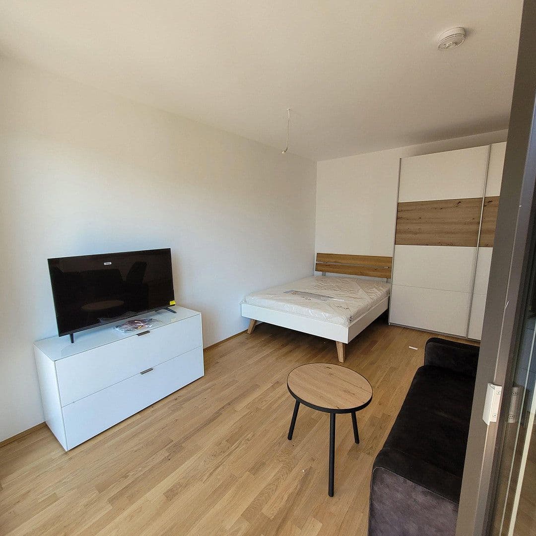 Pronájem bytu 1+1 41 m², Ludwig-Feuerbach-Straße 4, Nürnberg, Bavorsko Pronájem bytu 1+1 41 m², Ludwig-Feuerbach-Straße 4, Nürnberg, Bavorsko