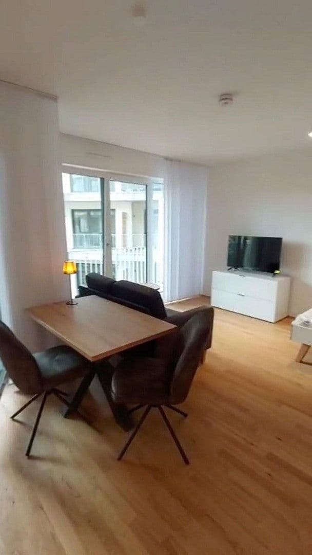 Pronájem bytu 1+1 41 m², Ludwig-Feuerbach-Straße 4, Nürnberg, Bavorsko Pronájem bytu 1+1 41 m², Ludwig-Feuerbach-Straße 4, Nürnberg, Bavorsko