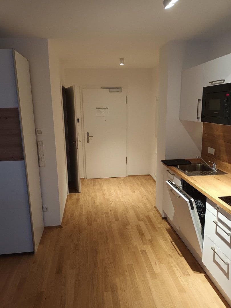 Pronájem bytu 1+1 41 m², Ludwig-Feuerbach-Straße 4, Nürnberg, Bavorsko Pronájem bytu 1+1 41 m², Ludwig-Feuerbach-Straße 4, Nürnberg, Bavorsko